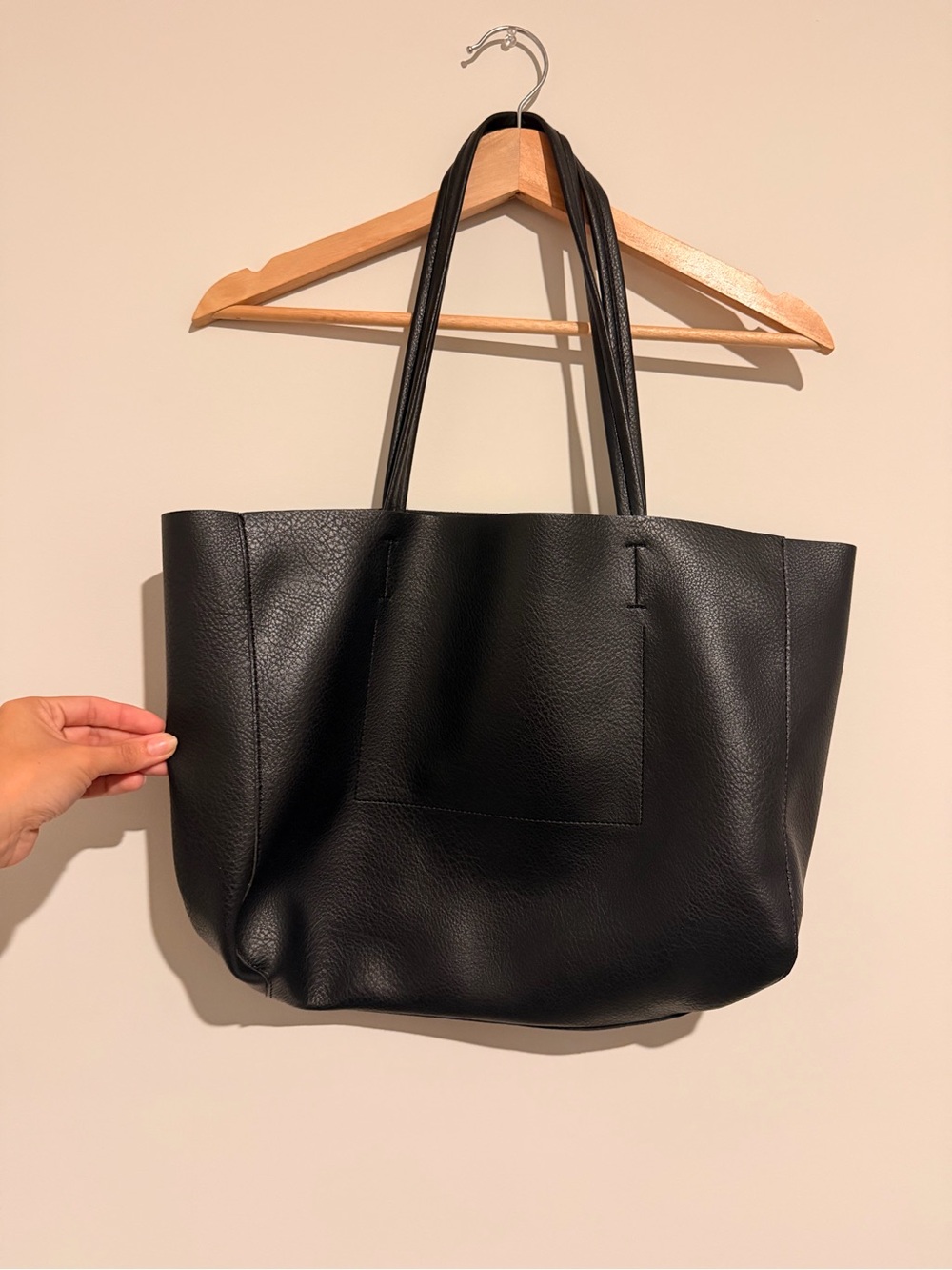 Old Navy Classic Black Tote Bag - Spacious Everyday Carry